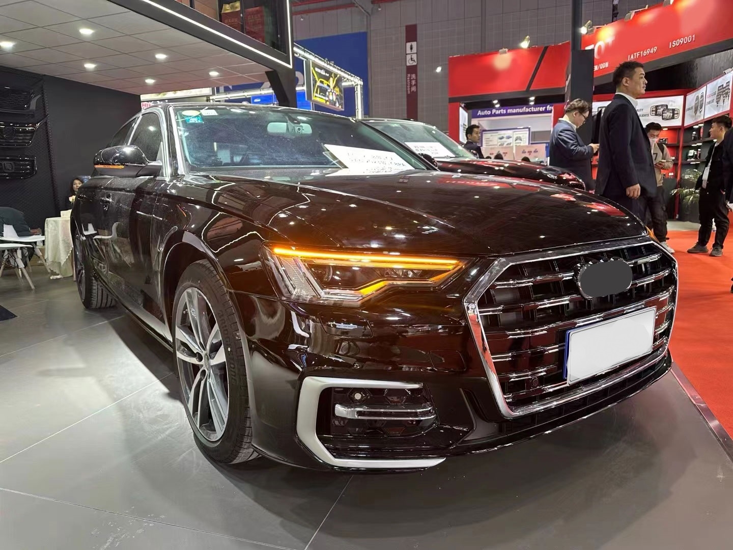 Audi A6 12-18(C7) İçin C8 Facelift BODY Kit (AFL Olmayan Araçlar İçin) - Görsel 2