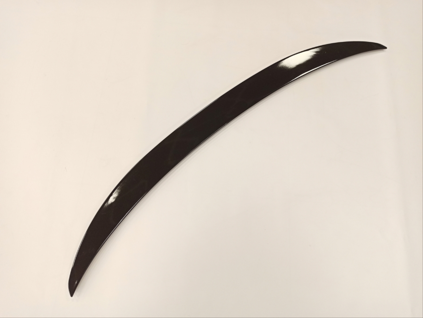 BMW 3 Serisi (G20) MP Spoiler - Piano Black (Parlak Siyah) - Görsel 3