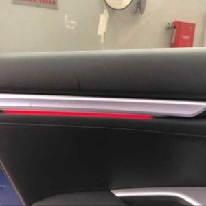 Honda Civic FC5-FK7 2016-2020 İçin Uyumlu Işıklı İç Kapı Citasi 4 Parça Kırmızı