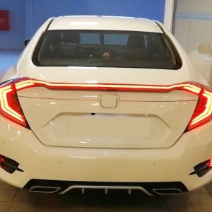 Honda Civic FC5 2016-2021 İçin Uyumlu Hareketli Sinyalli LED STOP VE Spoiler Takimi Kirmizi