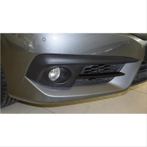 Honda Civic FC5 2016-2020 İçin Uyumlu Ön Sis ORTA Çita Piano Black