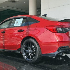 Honda Civic FE1 2022 İçin Uyumlu ARKA FLAP Takimi - Piano Black