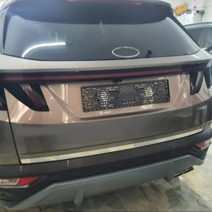 Hyundai Tucson İçin Uyumlu 2021+ Bagaj Üst Çitasi (LED Kaplama)