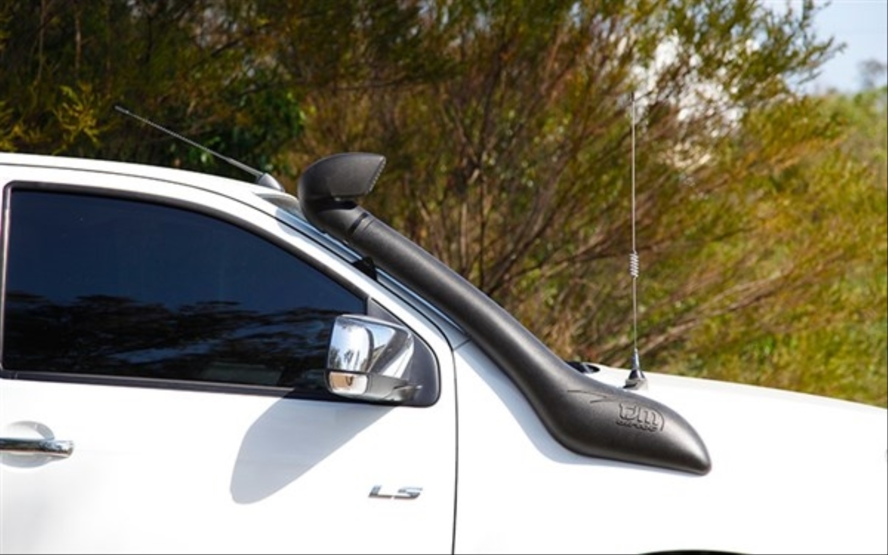 İsuzu D-MAX İçin Uyumlu 2007-2011 Snorkel (EURO 4)