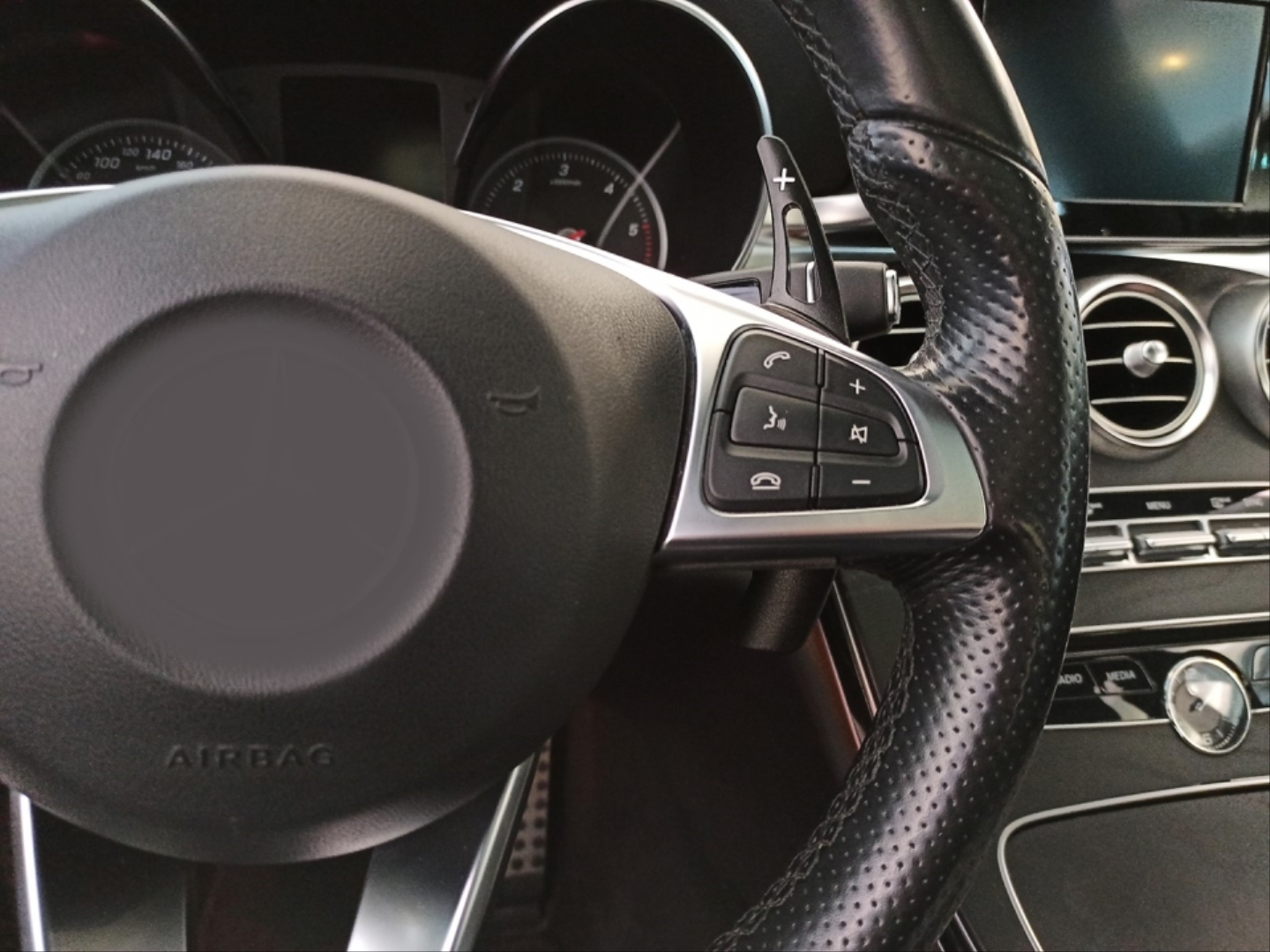 Mercedes C/glc/gle/s/cla/gla Serisi İçin Uyumlu Paddle Shift (F1 Kulakçik) Siyah - Görsel 2