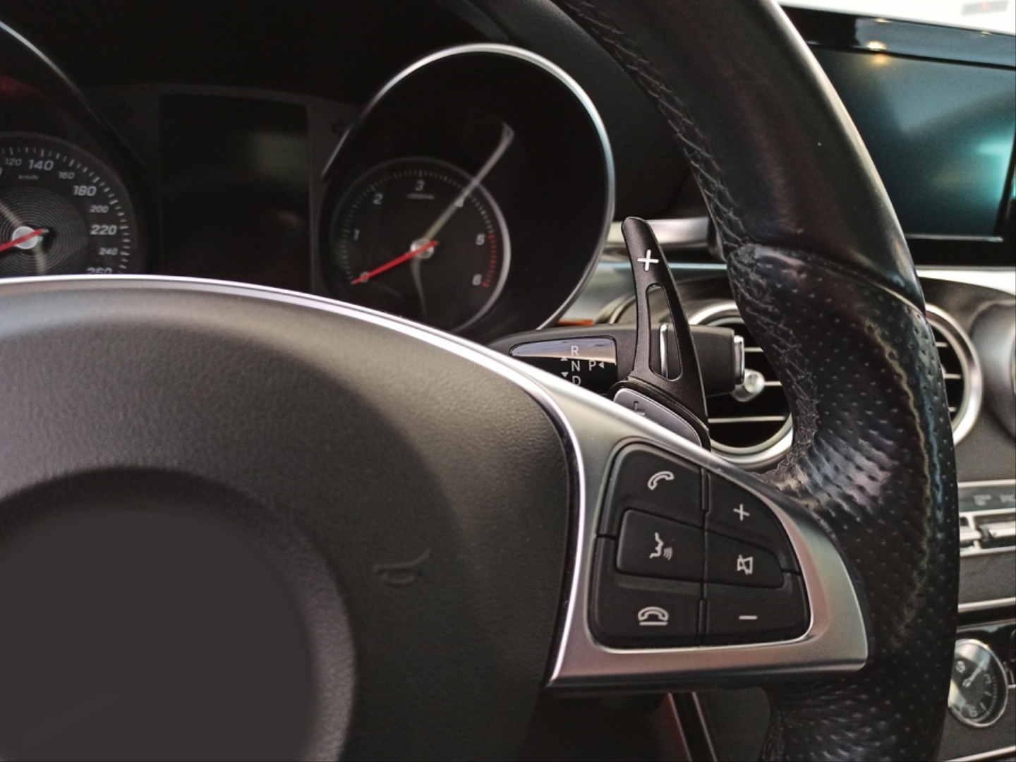 Mercedes C/glc/gle/s/cla/gla Serisi İçin Uyumlu Paddle Shift (F1 Kulakçik) Siyah