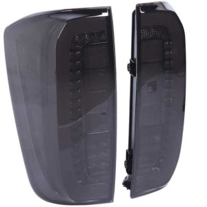 Nissan Navara NP300 (2015-2020) İçin Uyumlu LED STOP - Smoke