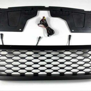 Nissan Navara NP300 (2015-2020) İçin Uyumlu Ledli Petek Panjur- Siyah