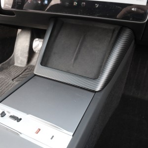 Tesla 2025+ Model Y (Juniper) İçin ORTA Vites Kenar Kaplama Karbon BOYA