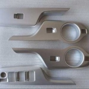 Toyota C-HR 2016-2019 İçin Uyumlu Kapi Kolçak Kaplama Silver (Elektrikli AYNA Dügmeli Model)