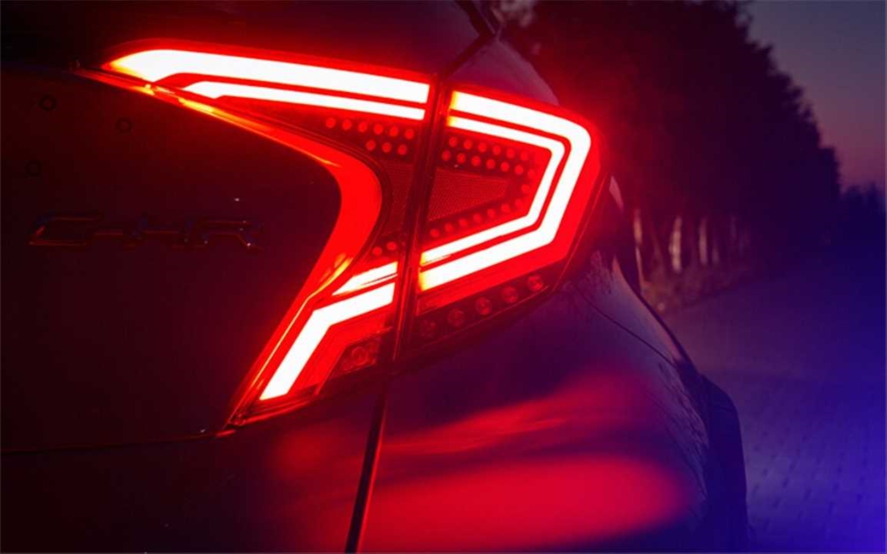 Toyota C-HR İçin Uyumlu LED STOP - Kirmizi (2016-2019) (Makyajsiz KASA İçin) - Görsel 4