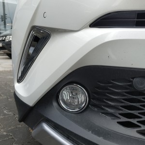 Toyota C-HR 2016-2019 İçin Uyumlu Ön Sis Halka Kaplama Nikelaj