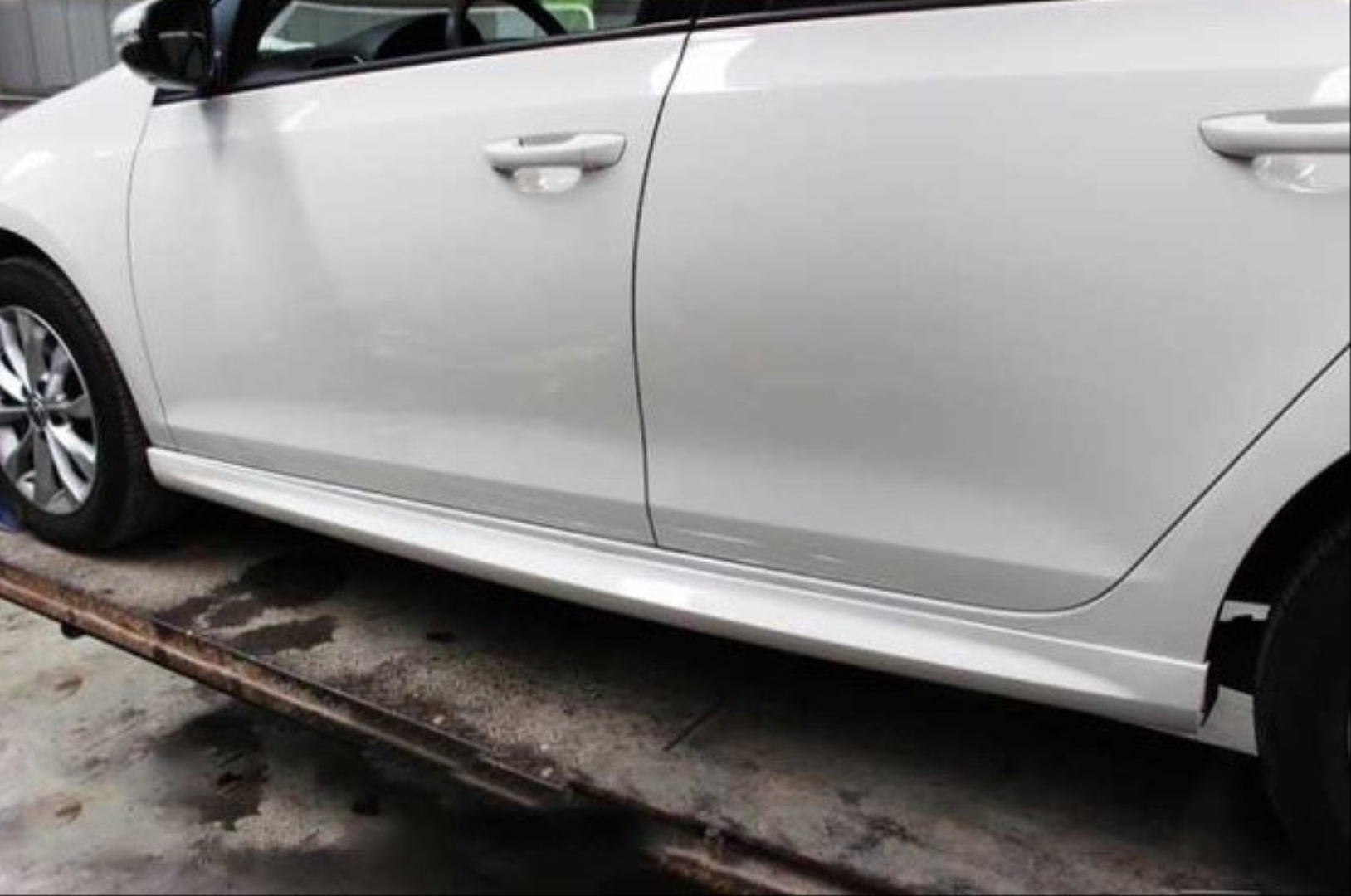 Volkswagen GOLF 6 2009-2012 İçin Uyumlu R20 Marspiyel - Görsel 2