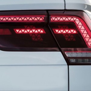 Volkswagen Tiguan 2016-2021 İçin Uyumlu Highline LED STOP