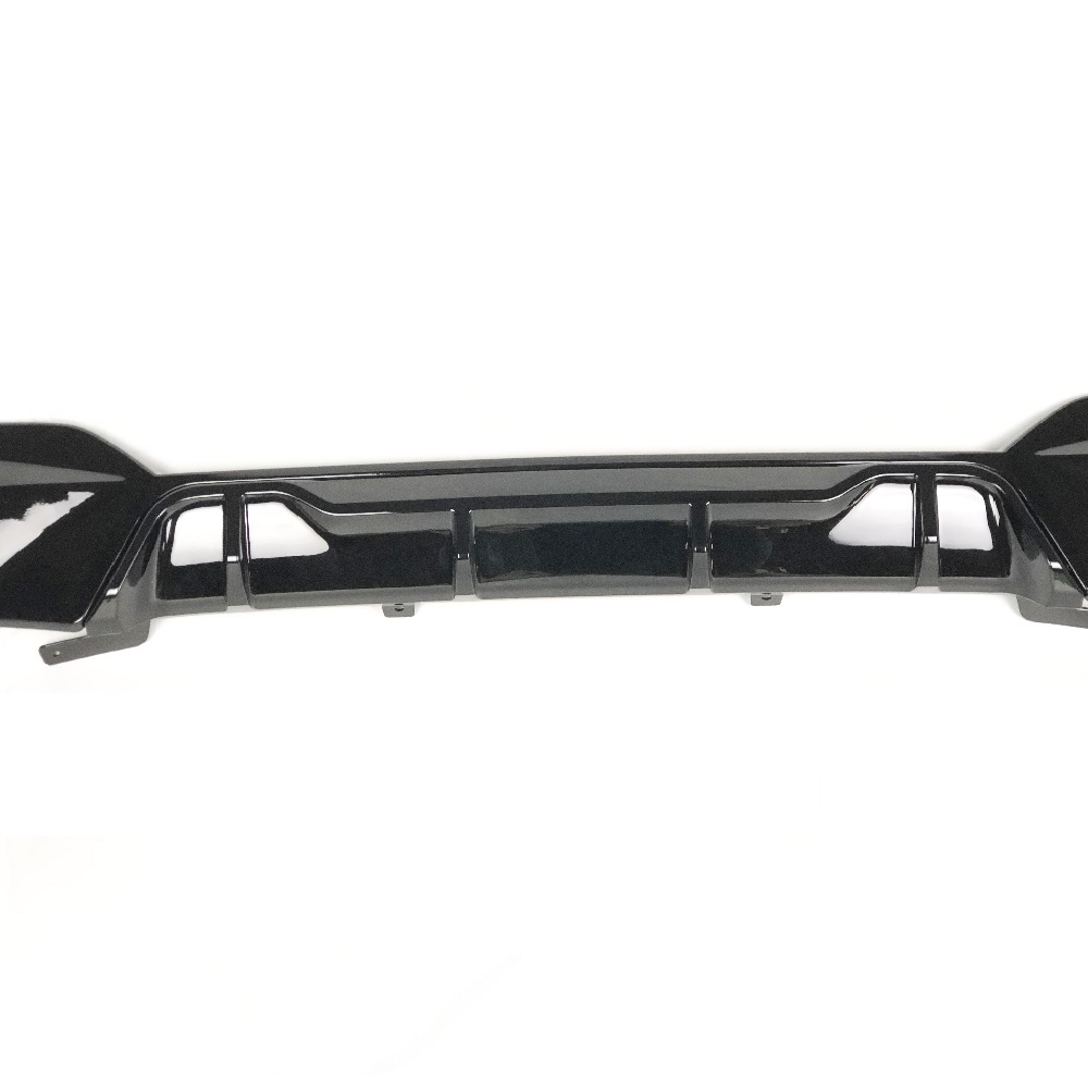 BMW G20 Difüzör Piano Black 3,35 Competition - Görsel 3