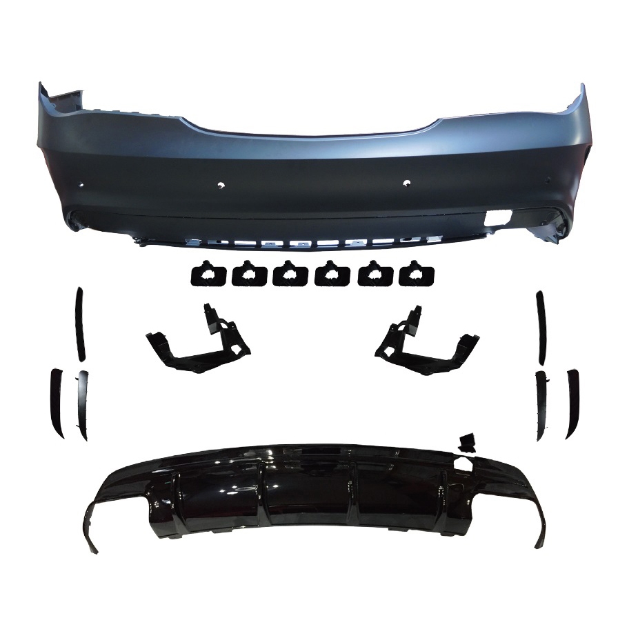 Mercedes BODY Kit W117 Facelift CLA45 - Görsel 3